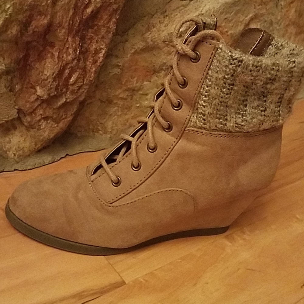 Boot shoes